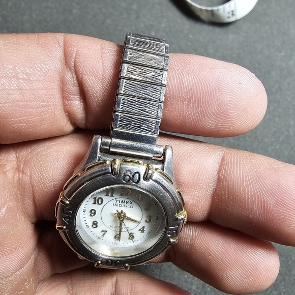 Timex Indiglo WR 30M Two Tone Quartz Analog Women's Watch Working Stretch Band s - Picture 3 of 10